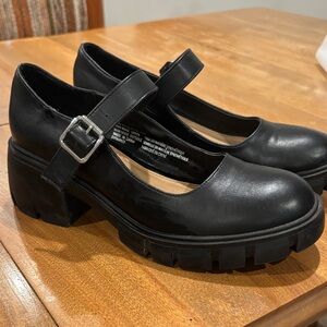 Esprit Black Chunky Platform Mary Jane Alva Shoes